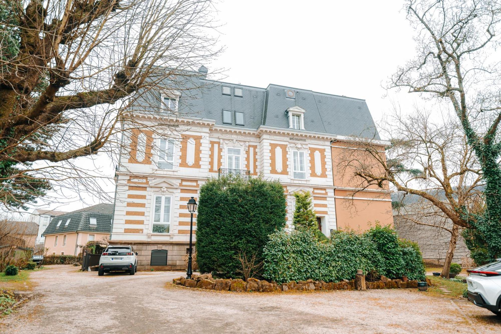 Grand Appartement Rez De Jardin ゲブビレル エクステリア 写真