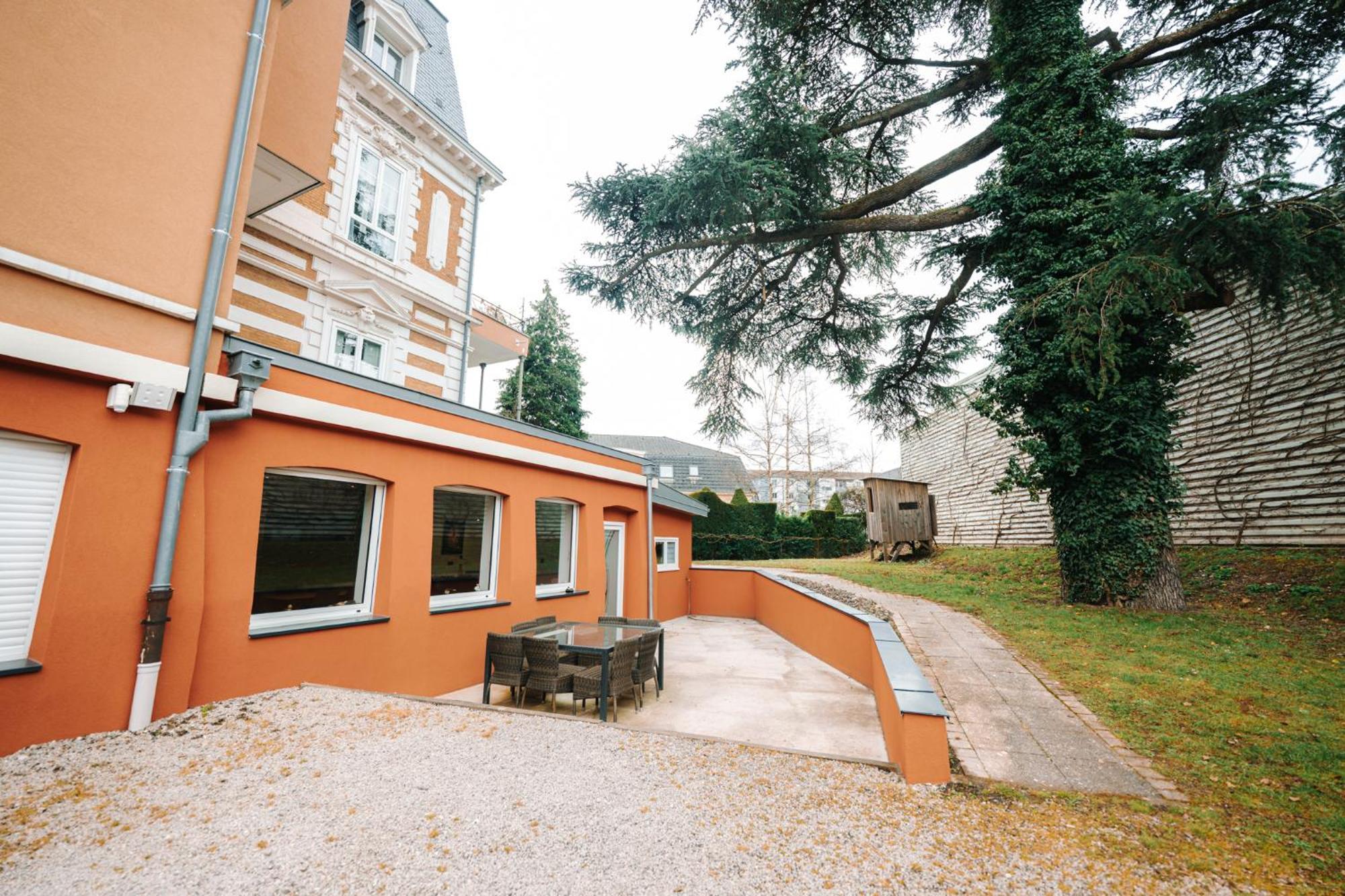 Grand Appartement Rez De Jardin ゲブビレル エクステリア 写真