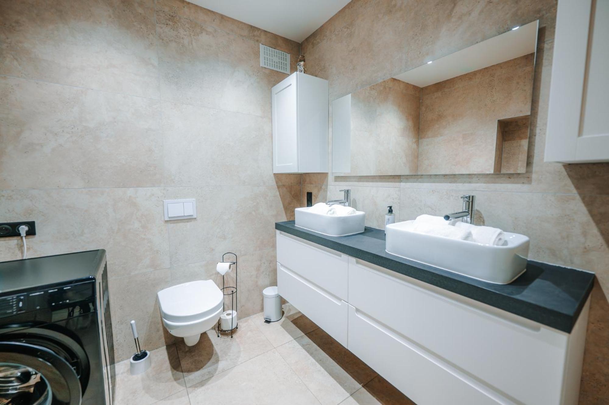 Grand Appartement Rez De Jardin ゲブビレル エクステリア 写真
