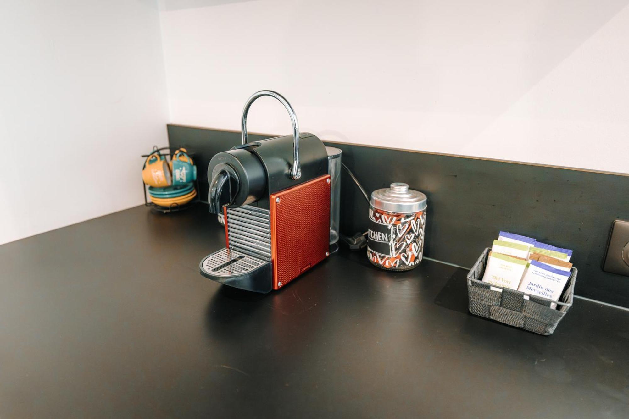 Grand Appartement Rez De Jardin ゲブビレル エクステリア 写真