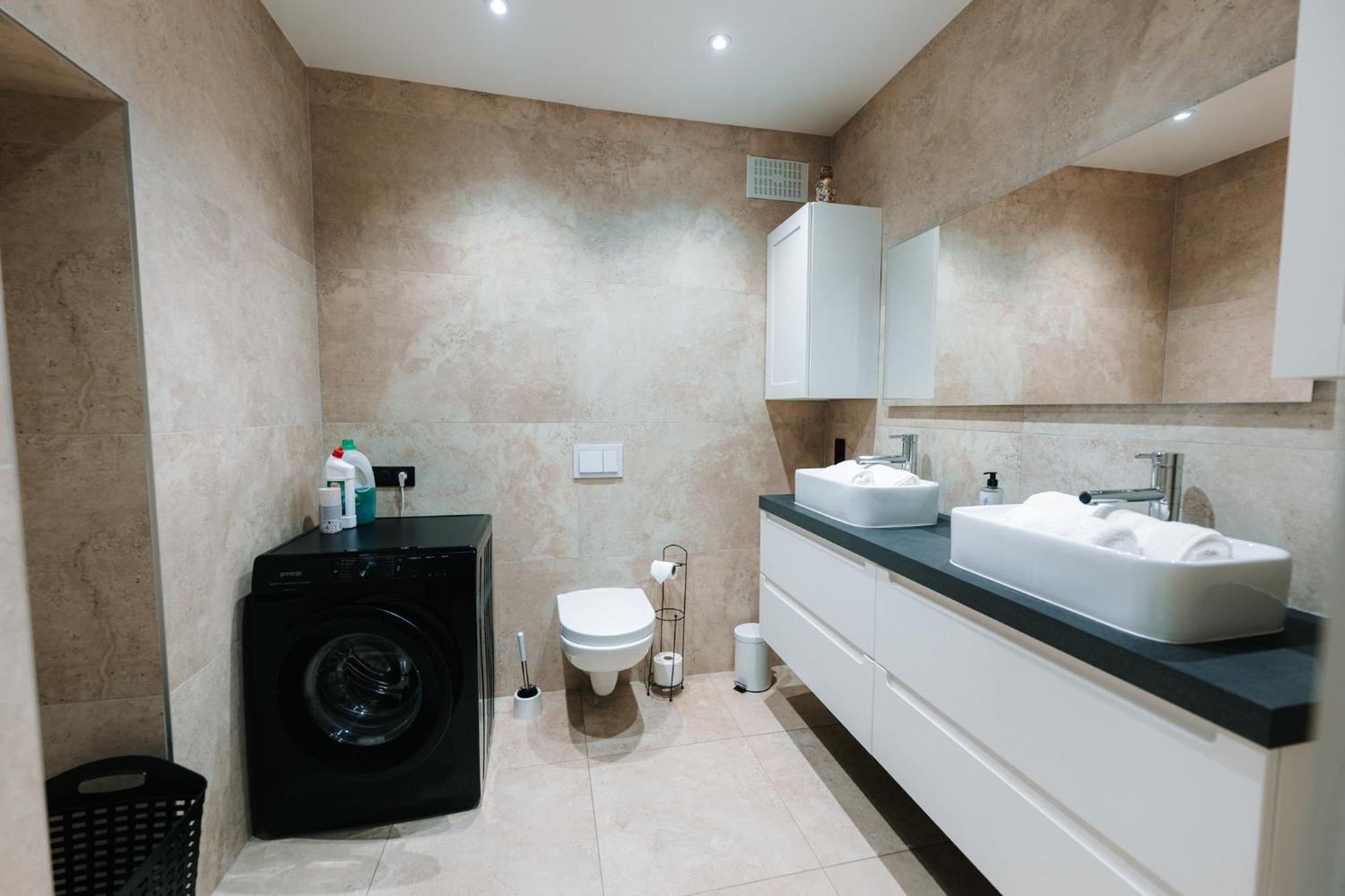 Grand Appartement Rez De Jardin ゲブビレル エクステリア 写真