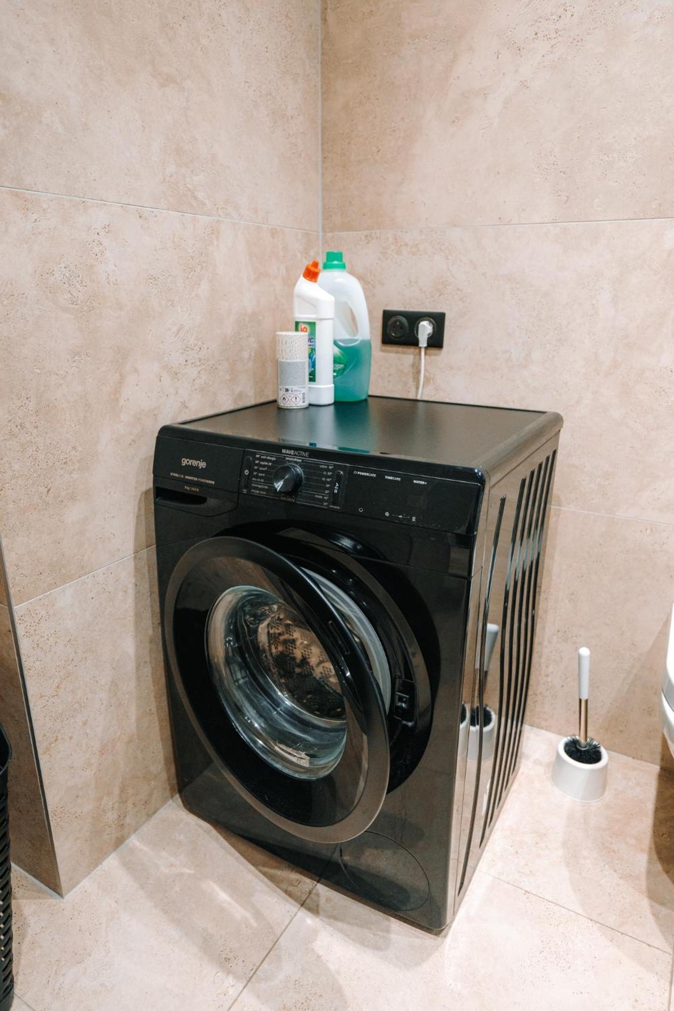 Grand Appartement Rez De Jardin ゲブビレル エクステリア 写真